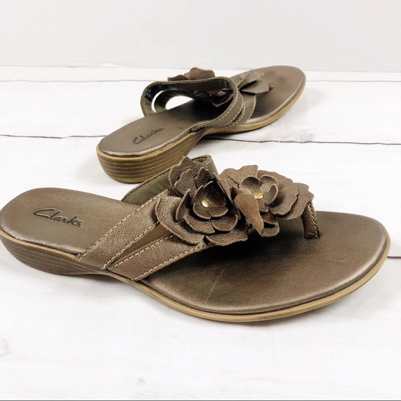 clarks floral sandals